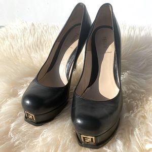 Stunning FENDI a heels made in Italy size 38.5